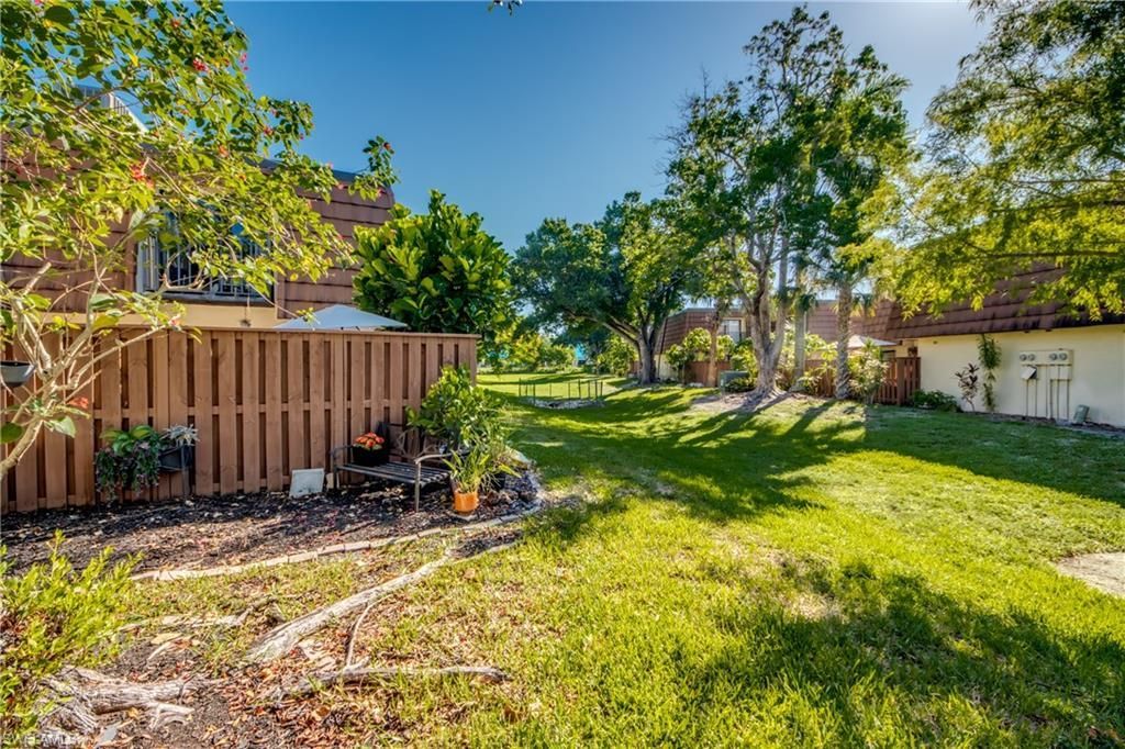 5213 Cedarbend Dr , Unit 4, Fort Myers, FL 33919 Photo