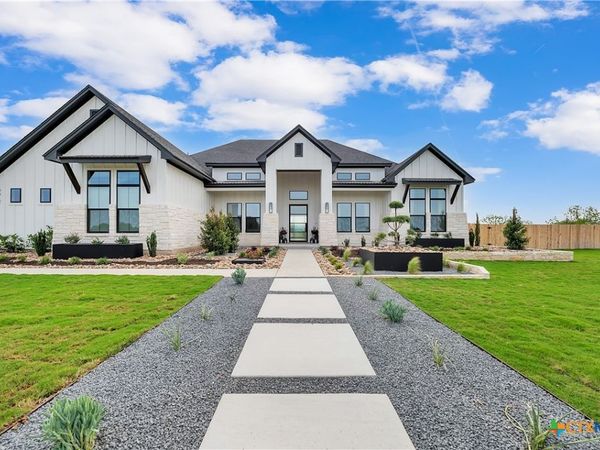6612 King Oaks Boulevard, Salado, TX 76571