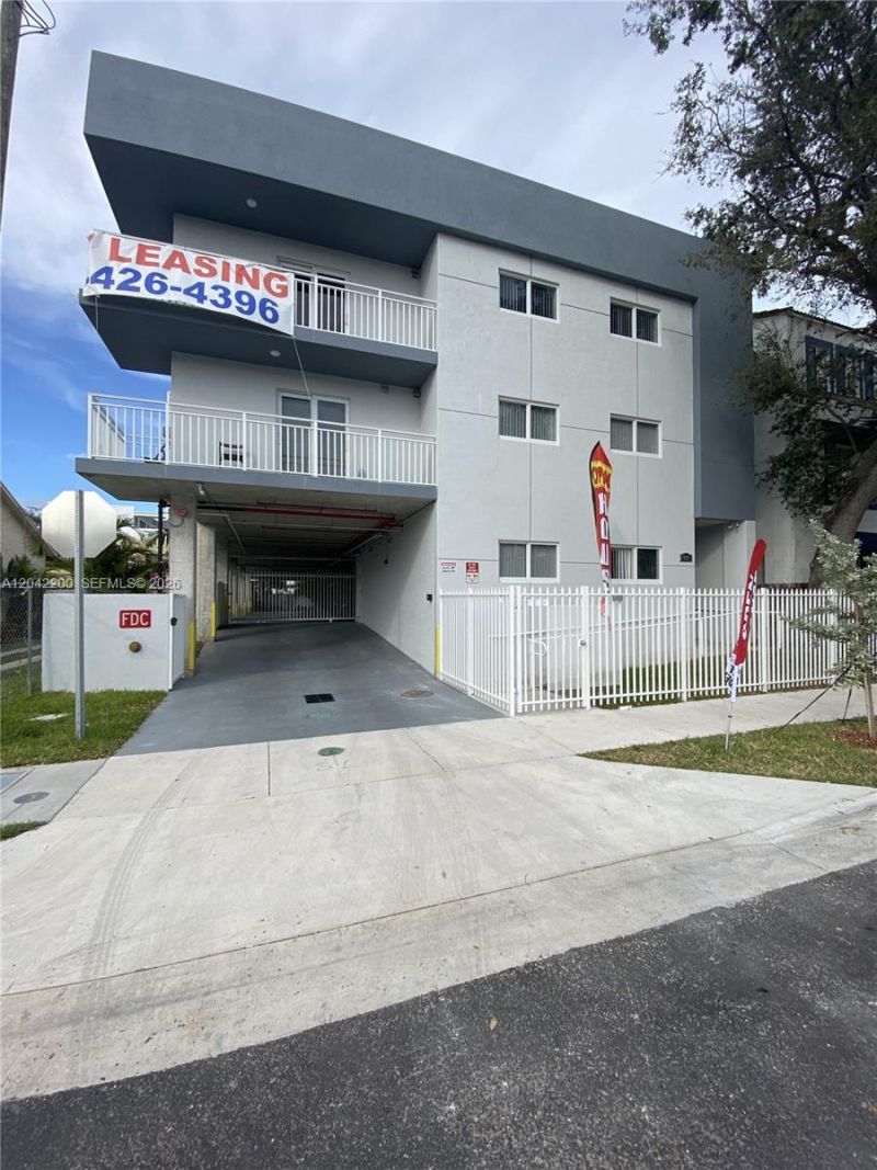 1029 NW 3rd St , Unit 304, Miami, FL 33128 Photo