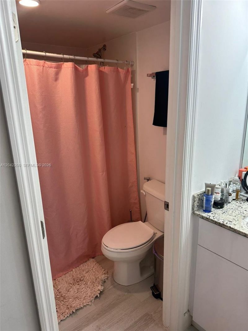 1029 NW 3rd St , Unit 304, Miami, FL 33128 Photo