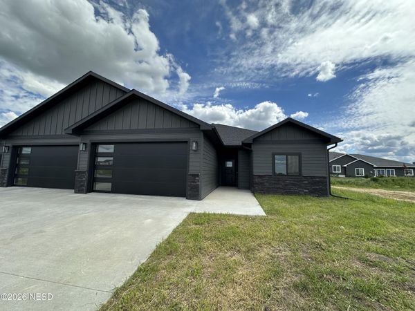 683 KAYLEE COURT, Watertown, SD 57201