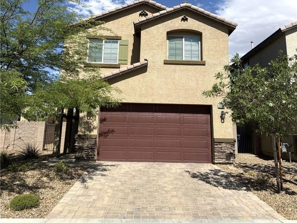 9336 S Chieftain Street , Las Vegas, NV 89178