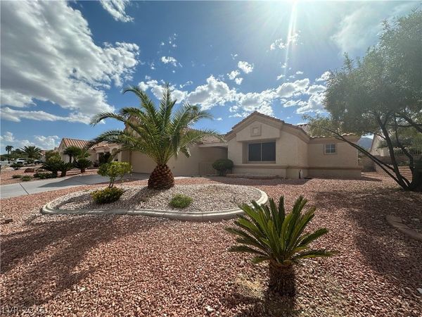 3013 Hawksdale Drive , Las Vegas, NV 89134