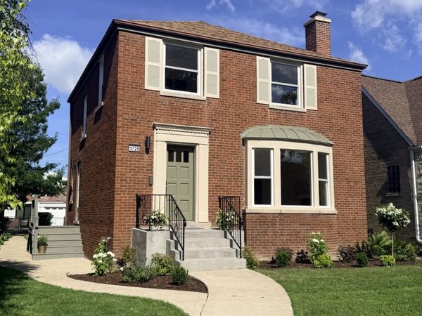 1728 N 76 Avenue, Elmwood Park, IL 60707