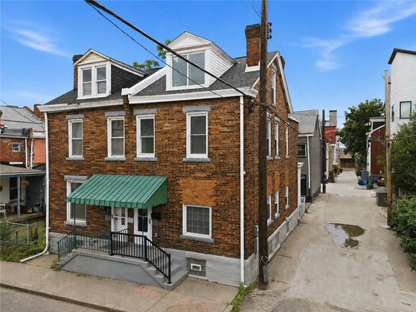 352 39th St, Pittsburgh, PA 15201
