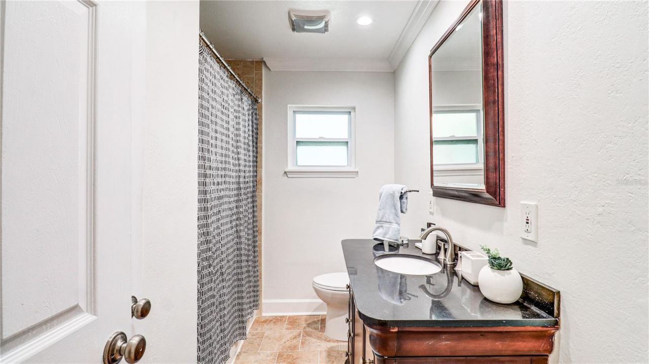 8110 Diagonal Road N, Saint Petersburg, FL 33702 Photo