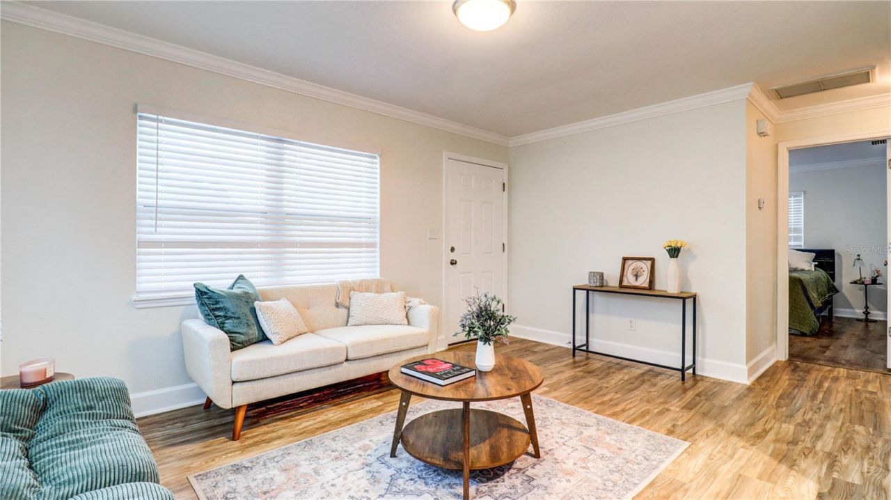 8110 Diagonal Road N, Saint Petersburg, FL 33702 Photo