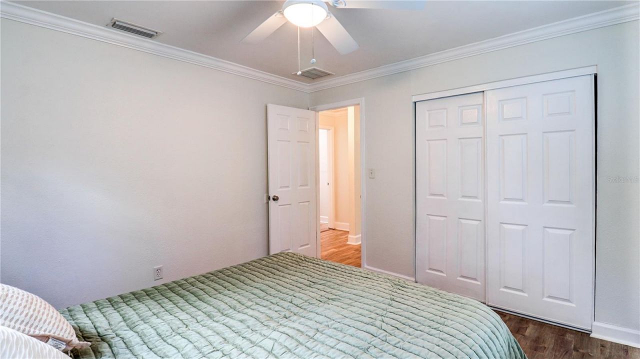 8110 Diagonal Road N, Saint Petersburg, FL 33702 Photo