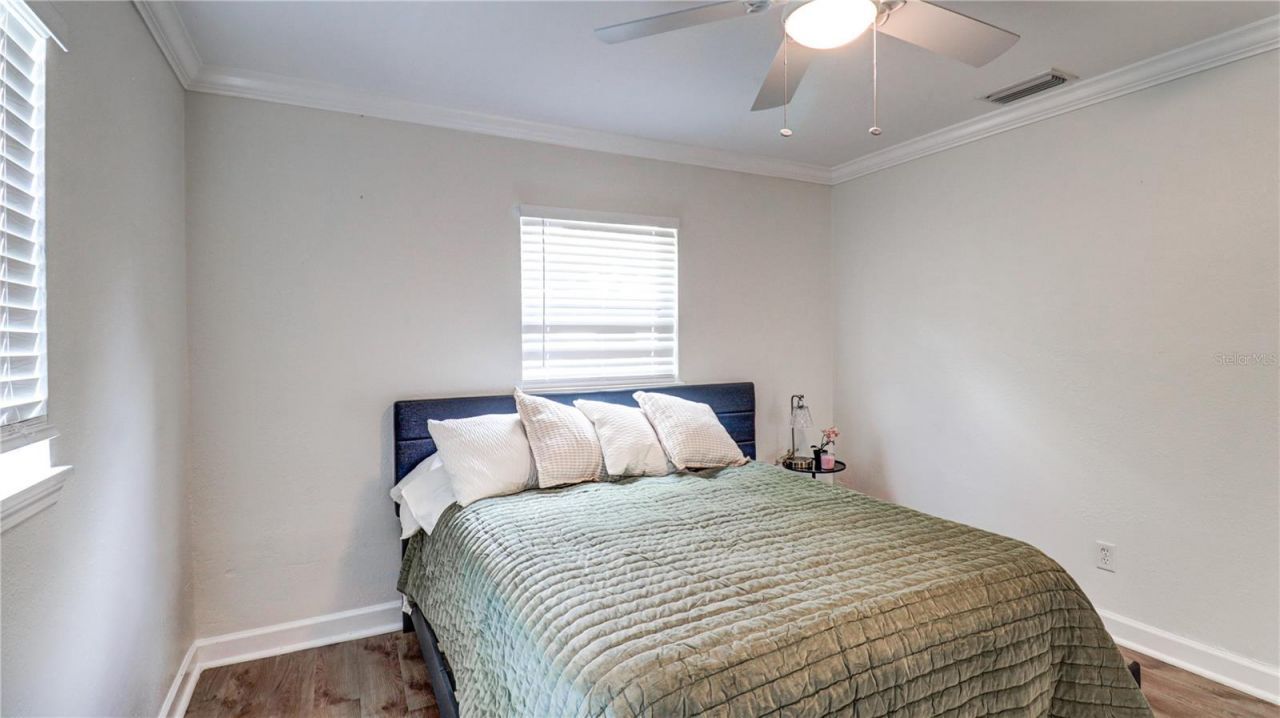 8110 Diagonal Road N, Saint Petersburg, FL 33702 Photo