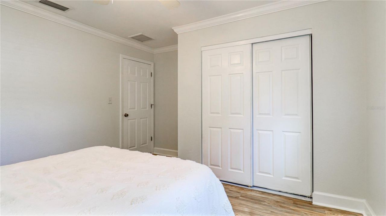 8110 Diagonal Road N, Saint Petersburg, FL 33702 Photo