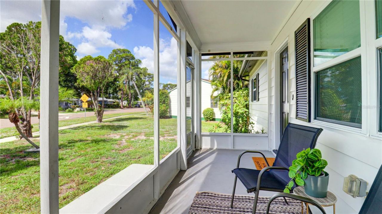 8110 Diagonal Road N, Saint Petersburg, FL 33702 Photo