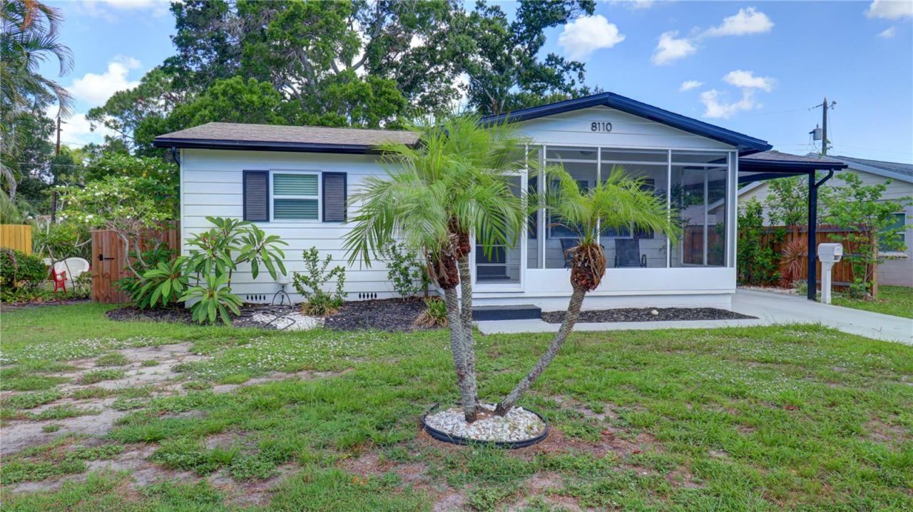8110 Diagonal Road N, Saint Petersburg, FL 33702 Photo