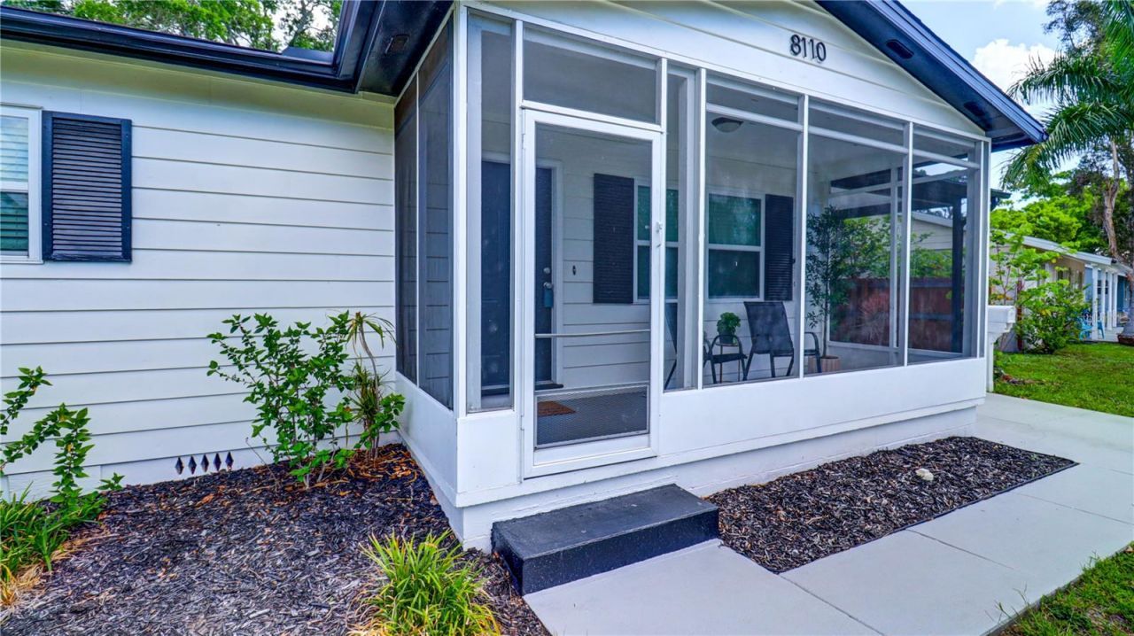 8110 Diagonal Road N, Saint Petersburg, FL 33702 Photo