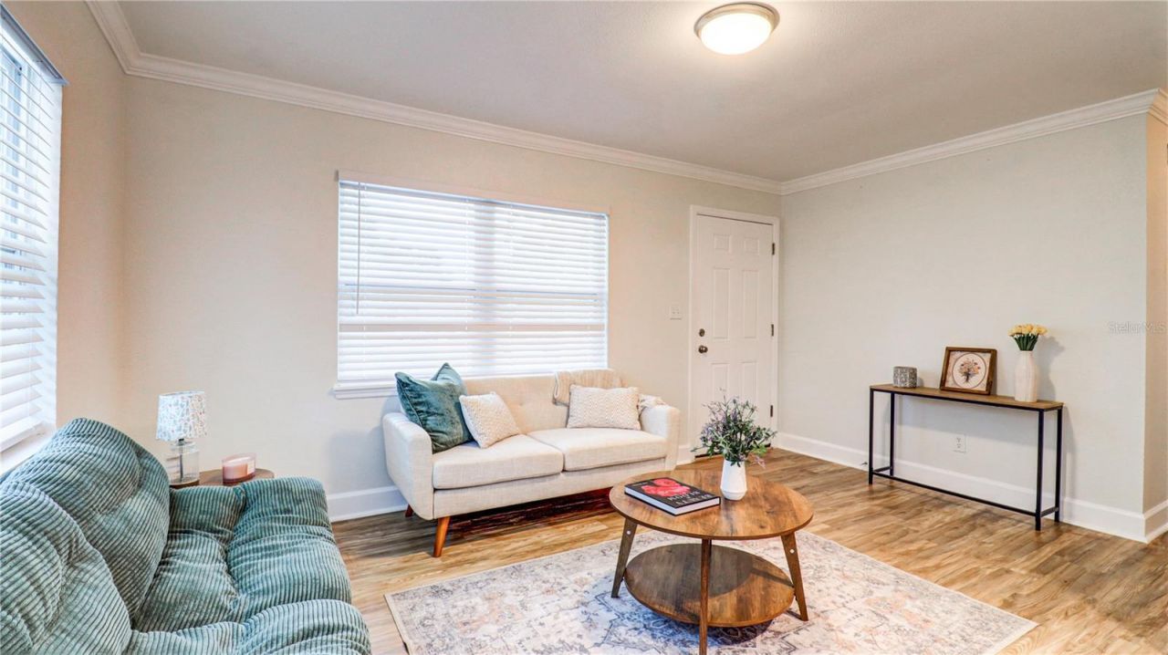 8110 Diagonal Road N, Saint Petersburg, FL 33702 Photo