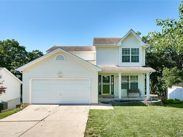 698 Walnut Ridge , Fenton, MO 63026