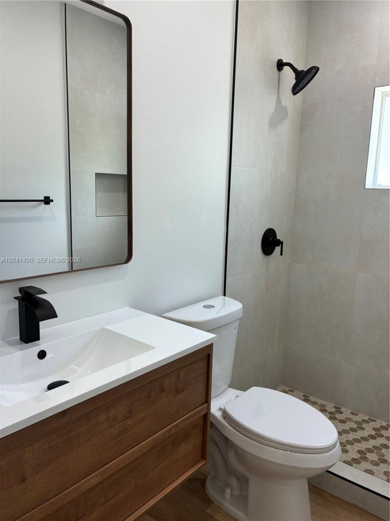 211 SW 15th Ter, Homestead, FL 33030 Photo