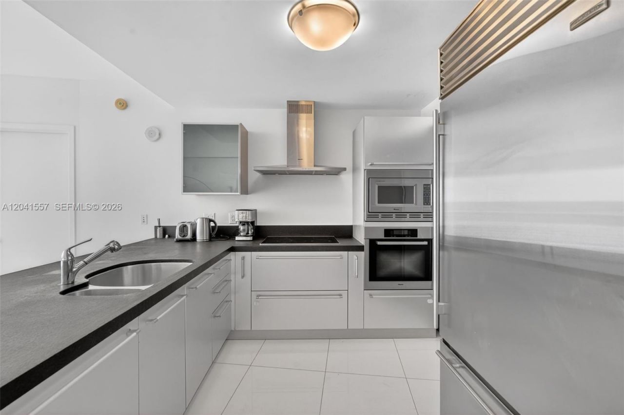 18201 Collins Ave , Unit 2008, Sunny Isles Beach, FL 33160 Photo