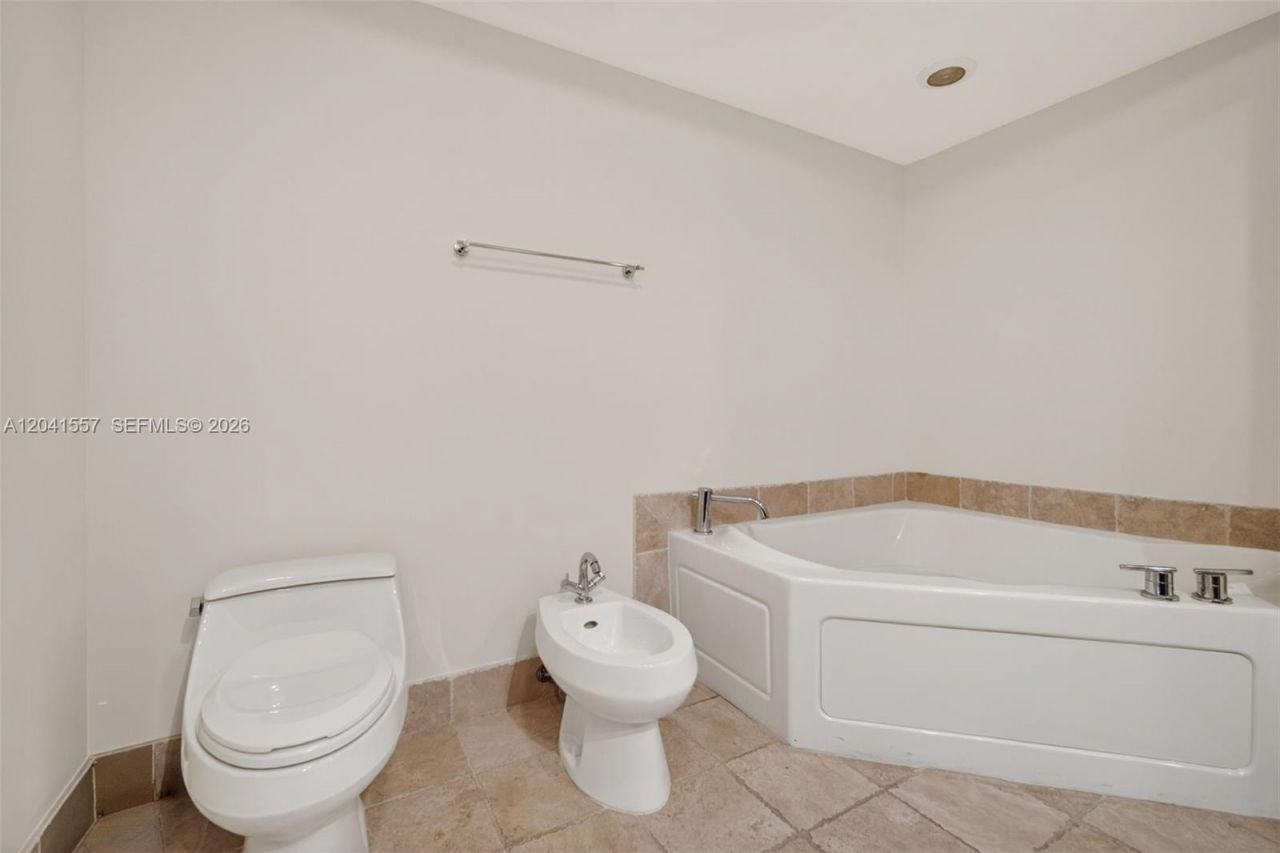 18201 Collins Ave , Unit 2008, Sunny Isles Beach, FL 33160 Photo