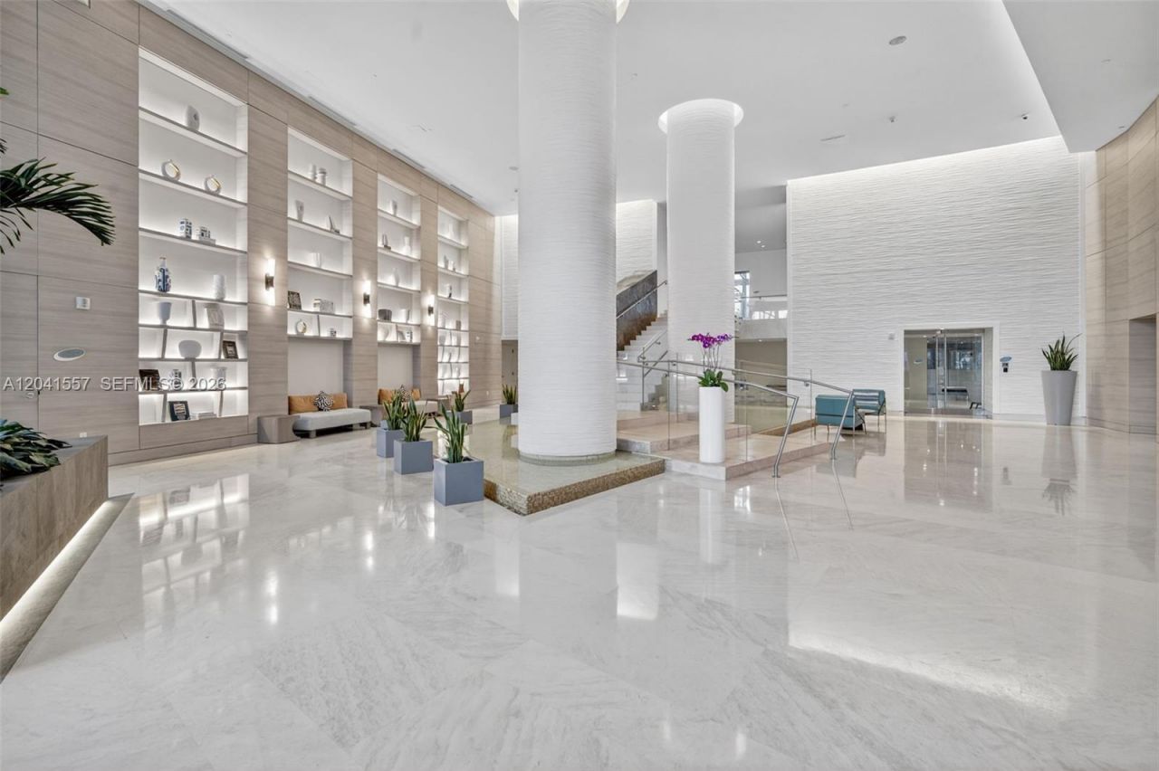 18201 Collins Ave , Unit 2008, Sunny Isles Beach, FL 33160 Photo