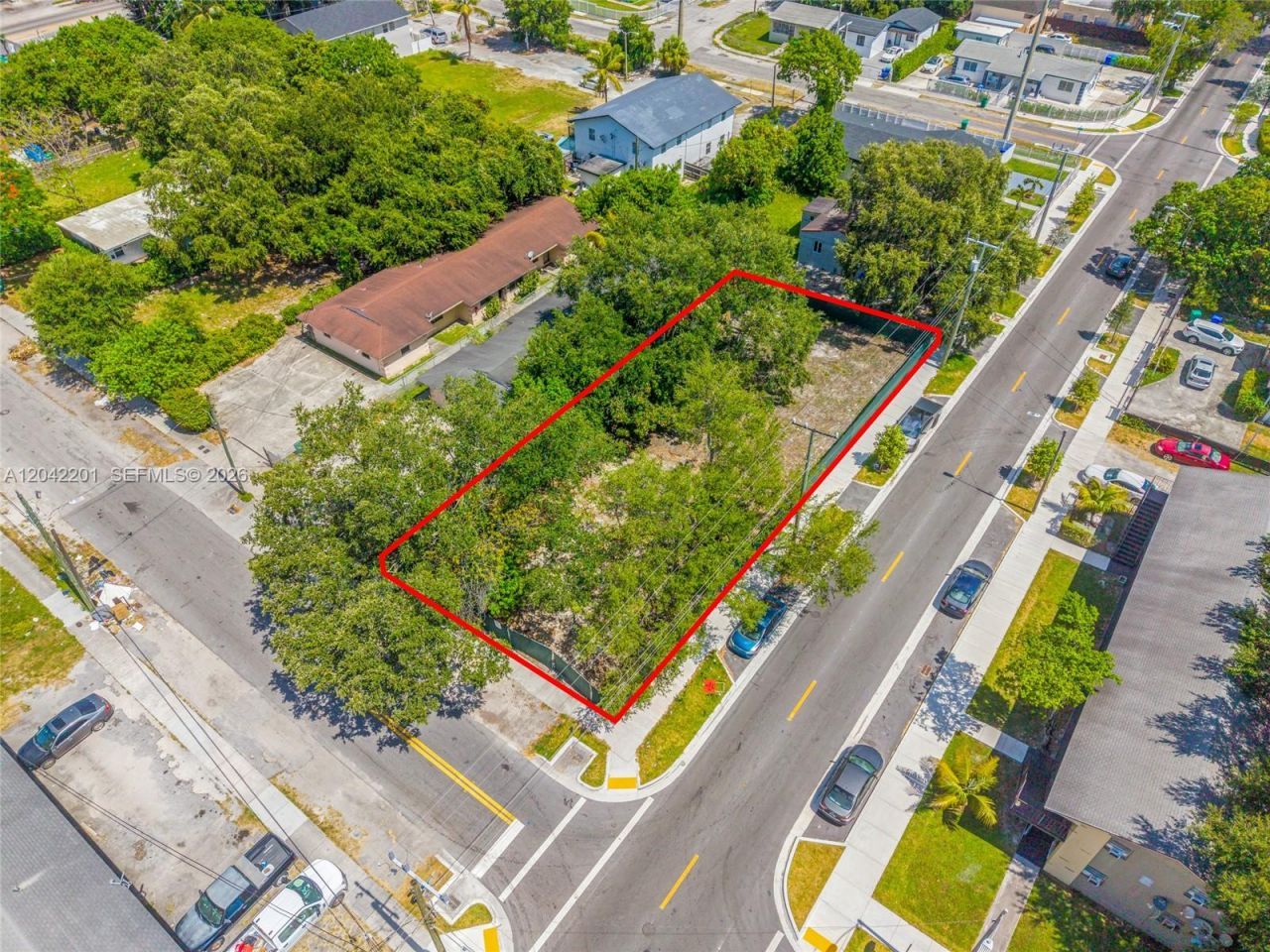 605 NW 65th St , Miami, FL 33150 Photo