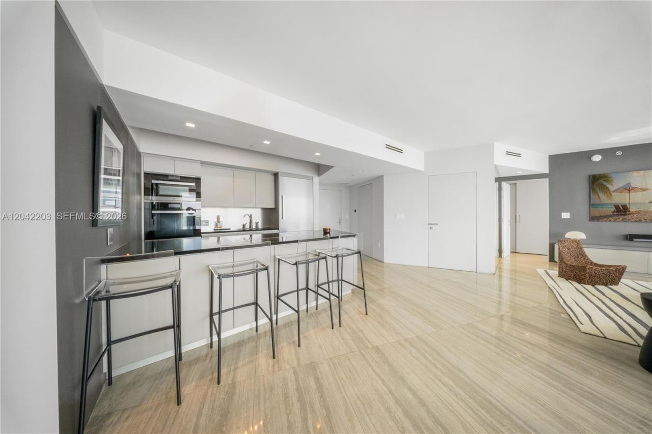 450 Alton Rd , Unit 3301, Miami Beach, FL 33139 Photo