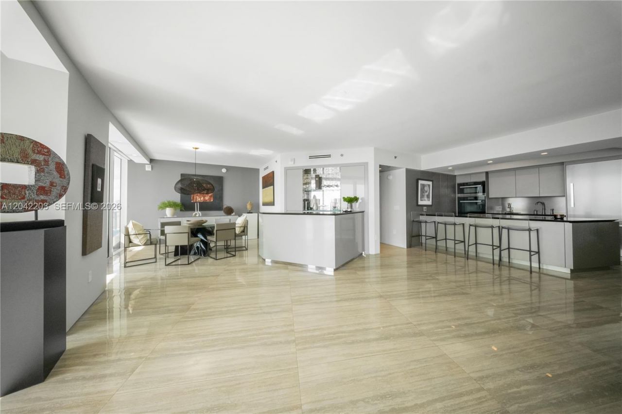 450 Alton Rd , Unit 3301, Miami Beach, FL 33139 Photo
