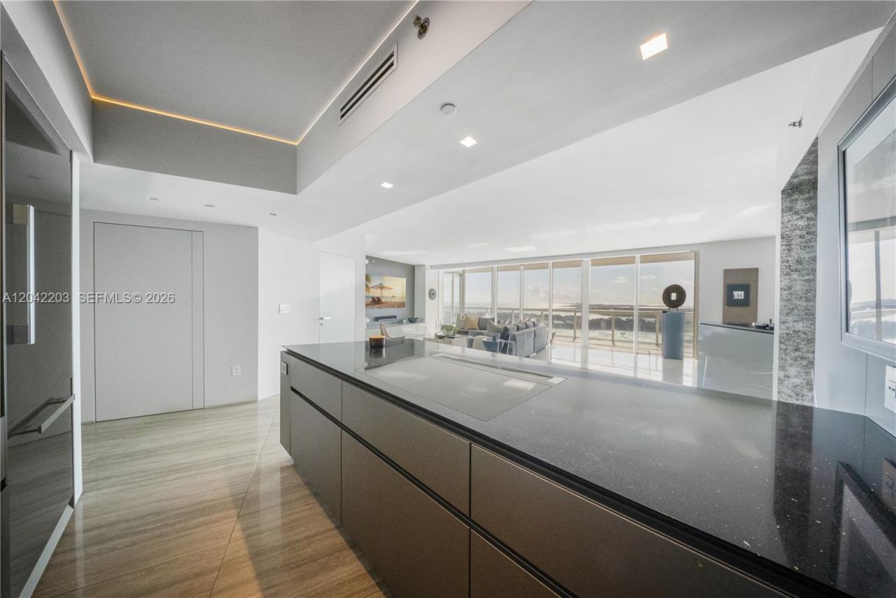 450 Alton Rd , Unit 3301, Miami Beach, FL 33139 Photo