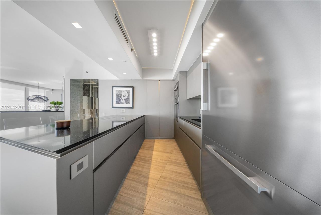 450 Alton Rd , Unit 3301, Miami Beach, FL 33139 Photo
