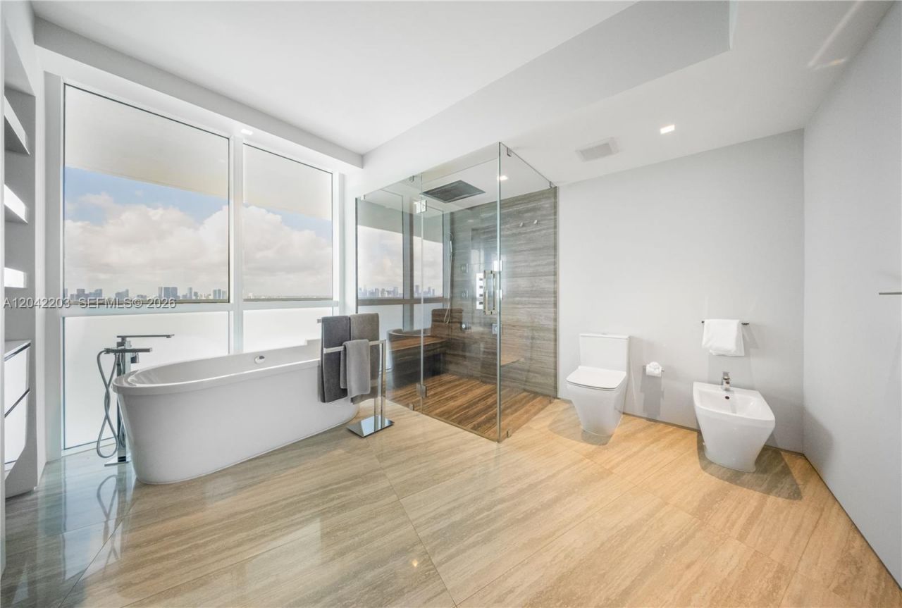 450 Alton Rd , Unit 3301, Miami Beach, FL 33139 Photo