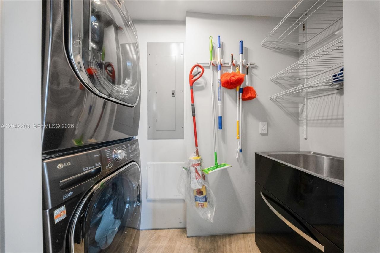 450 Alton Rd , Unit 3301, Miami Beach, FL 33139 Photo