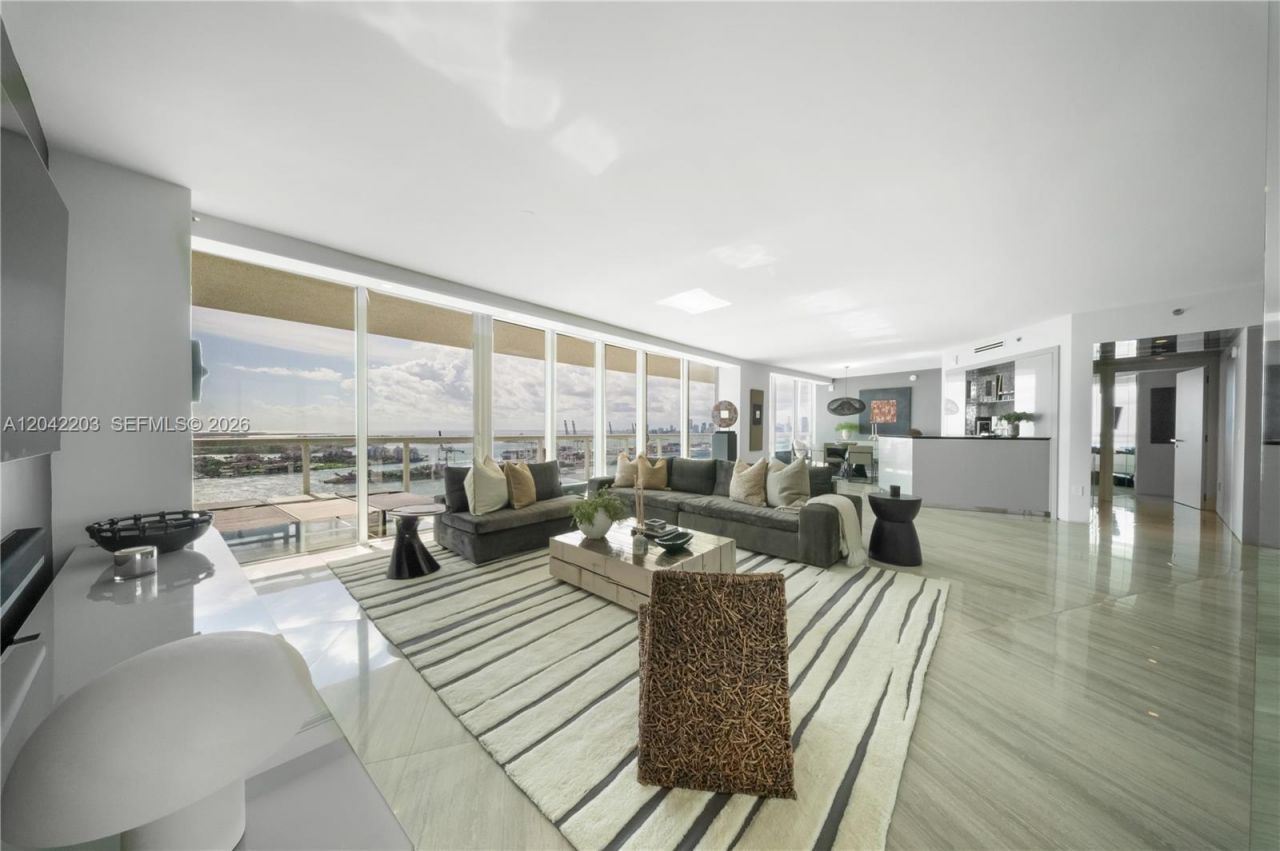 450 Alton Rd , Unit 3301, Miami Beach, FL 33139 Photo