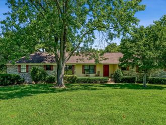 305 Tanglewood Dr Mount Juliet, TN 37122