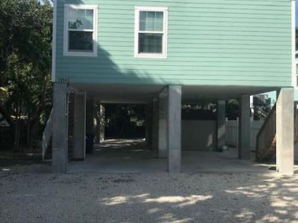 19543 Navajo Street, Sugarloaf, FL 33042