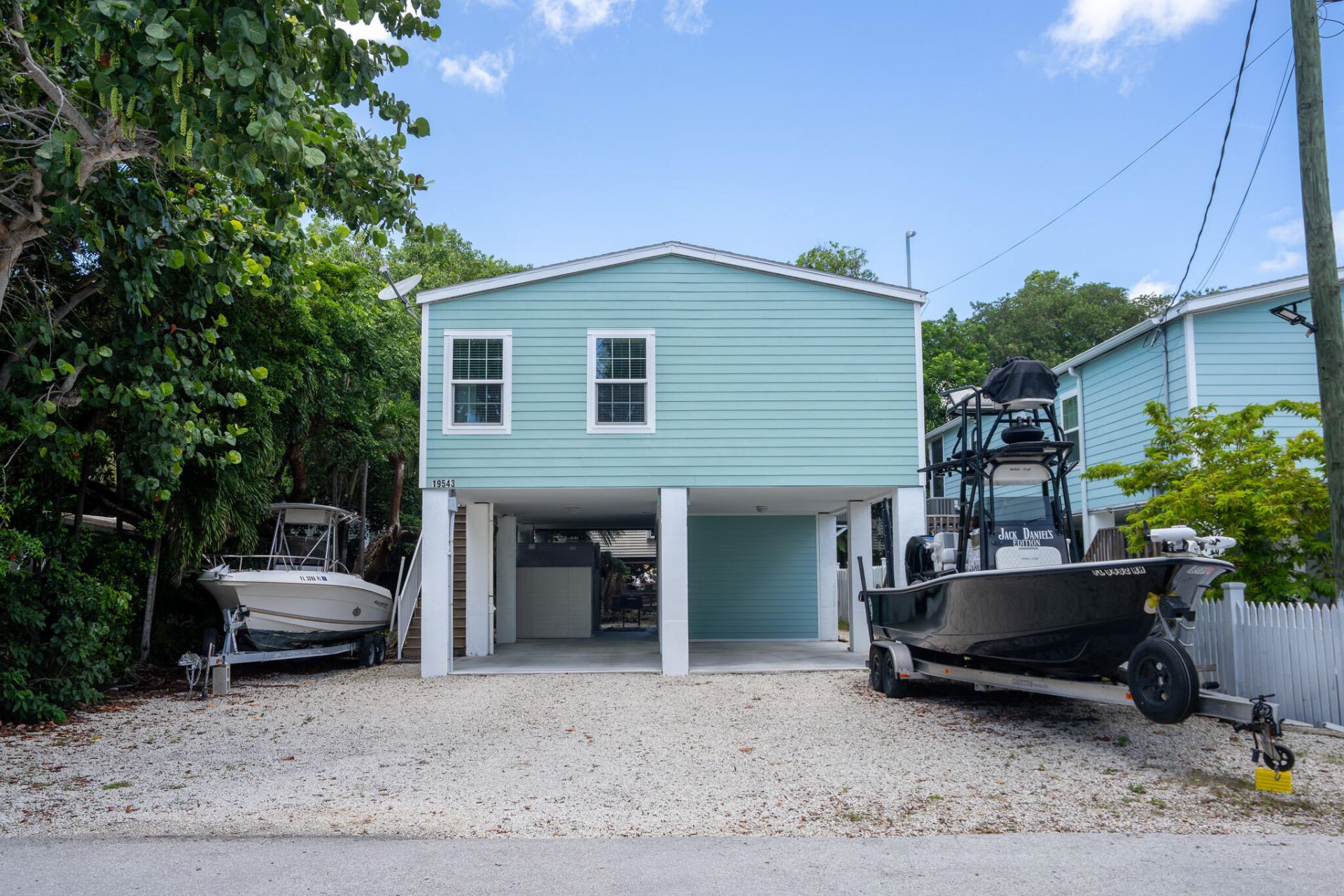 19543 Navajo Street, Sugarloaf, FL 33042 Photo