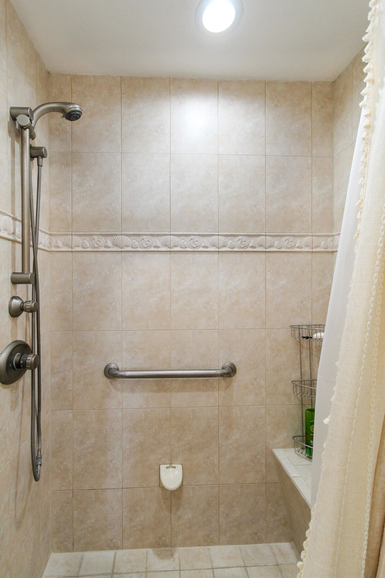 104500 Overseas Highway, Unit APT A403, Key Largo, FL 33037 Photo