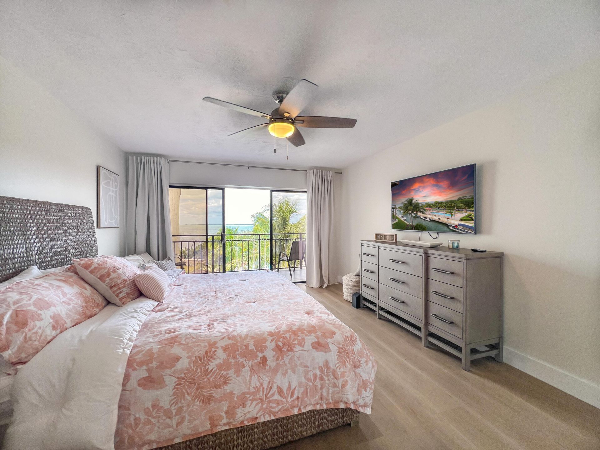 104500 Overseas Highway, Unit APT A403, Key Largo, FL 33037 Photo