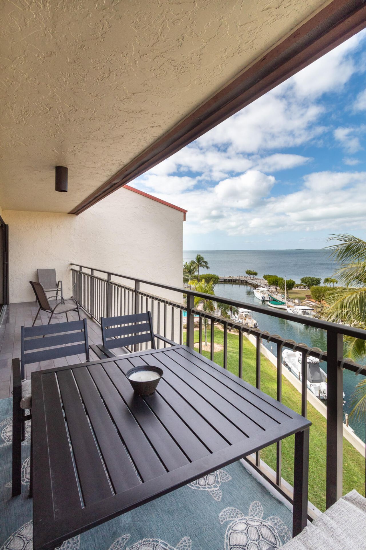 104500 Overseas Highway, Unit APT A403, Key Largo, FL 33037 Photo