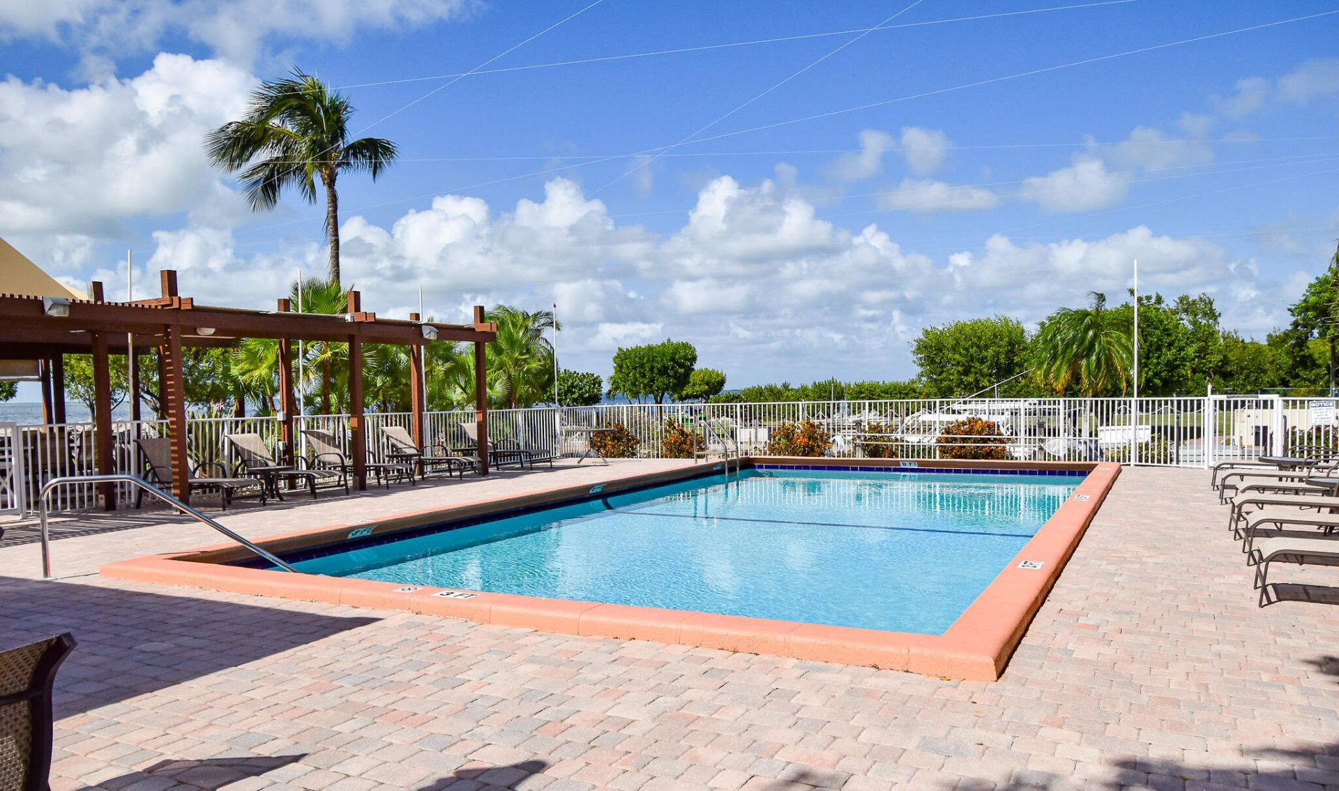 104500 Overseas Highway, Unit APT A403, Key Largo, FL 33037 Photo