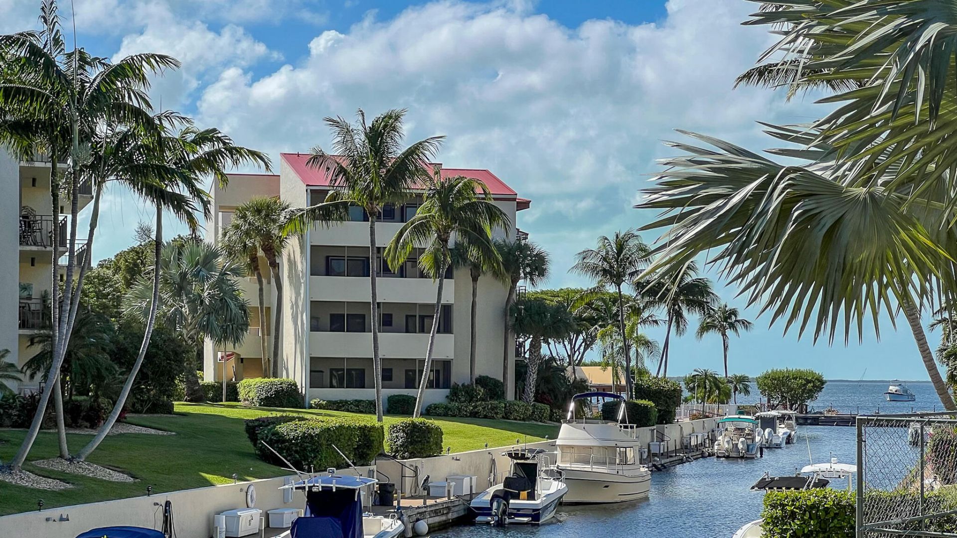 104500 Overseas Highway, Unit APT A403, Key Largo, FL 33037 Photo