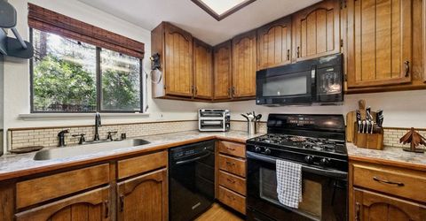 1160 Aravaipa Street, South Lake Tahoe, CA 96150 Photo