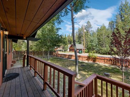 1160 Aravaipa Street, South Lake Tahoe, CA 96150 Photo