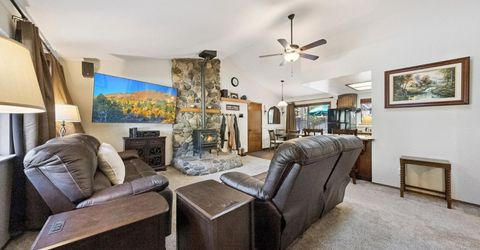 1160 Aravaipa Street, South Lake Tahoe, CA 96150 Photo