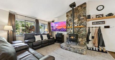 1160 Aravaipa Street, South Lake Tahoe, CA 96150 Photo