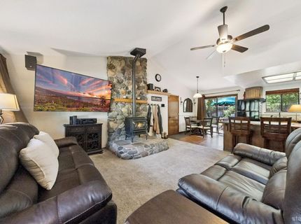 1160 Aravaipa Street, South Lake Tahoe, CA 96150 Photo