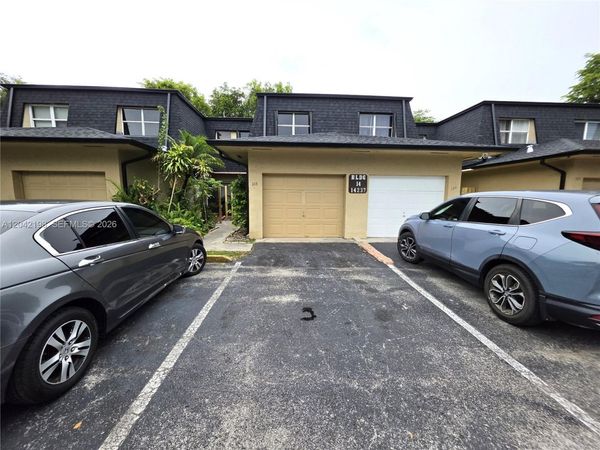 14237 SW 94th Cir Ln, Unit 103, Miami, FL 33186