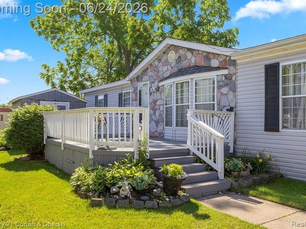 14142 Wilson Drive Wilson, Plymouth, MI 48170