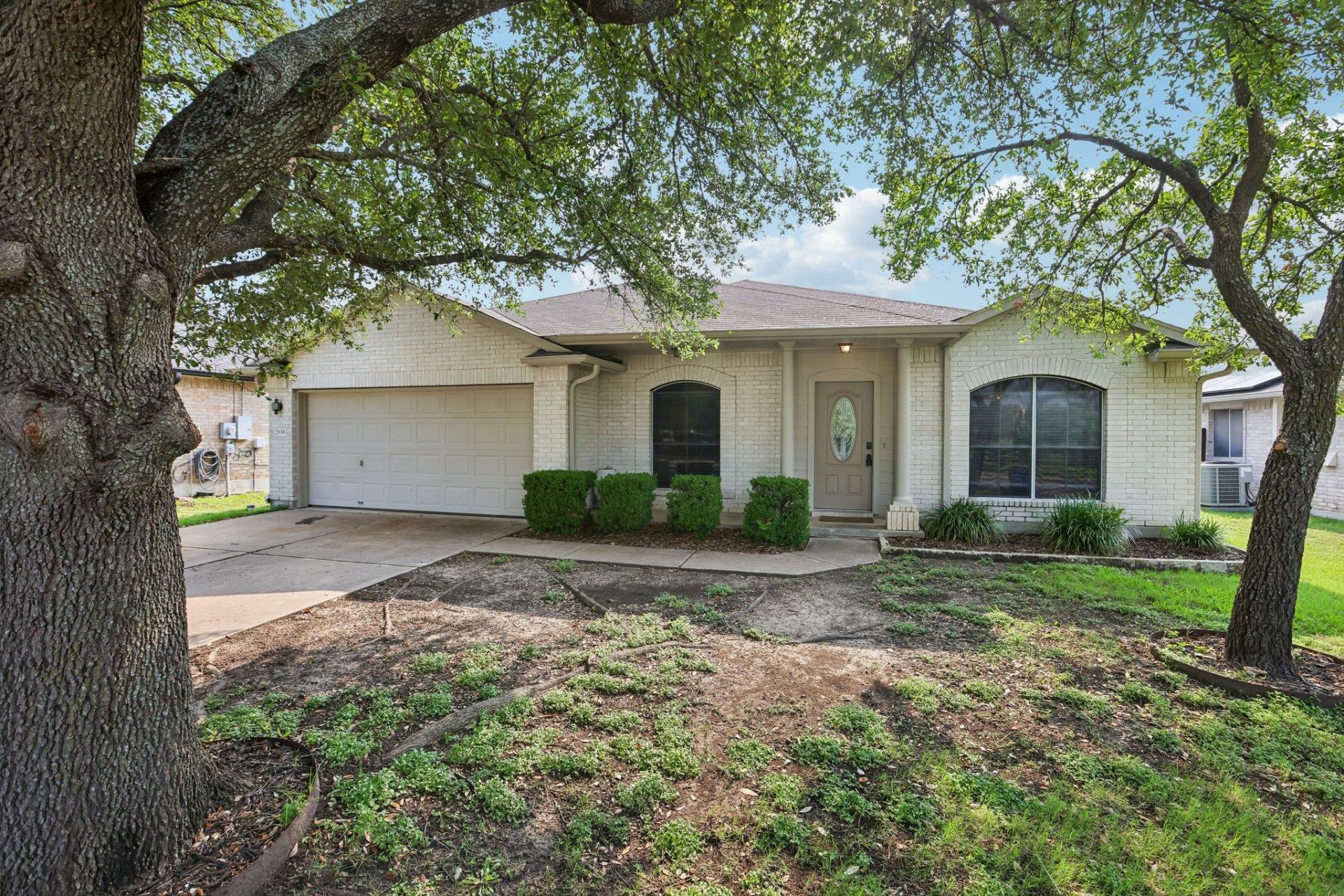 2656 Bradley Ln, Round Rock, TX 78664 Main Photo