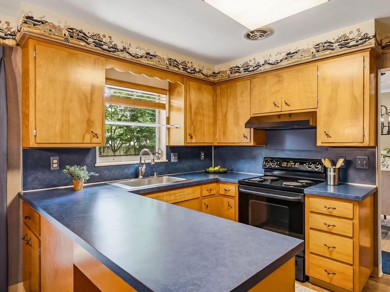 2599 SONATA Drive, Columbus, OH 43209 Photo 13