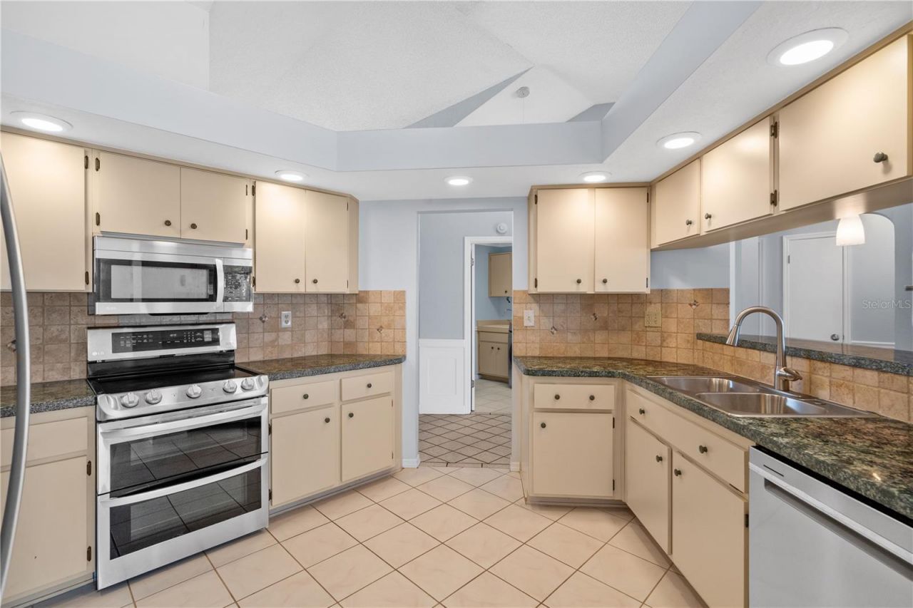 1174 Muscovy Drive , Spring Hill, FL 34608 Photo