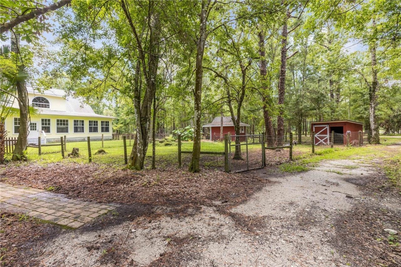 227 N Samsula Drive, New Smyrna Beach, FL 32168 Photo